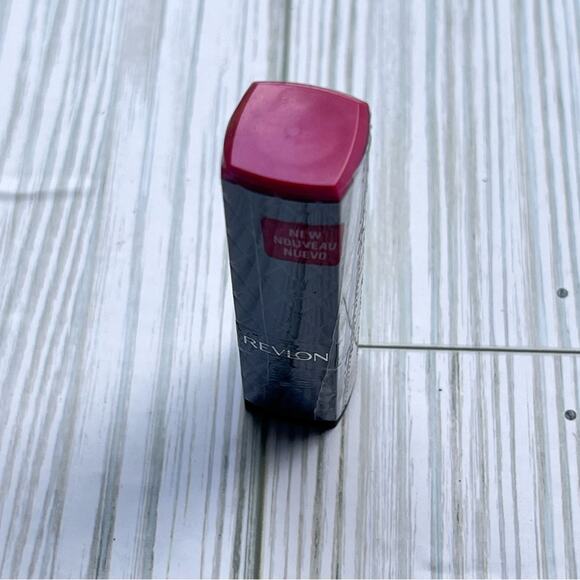 Revlon Makeup Beauty Lipstick Carnation 025 - Picture 1 of 8